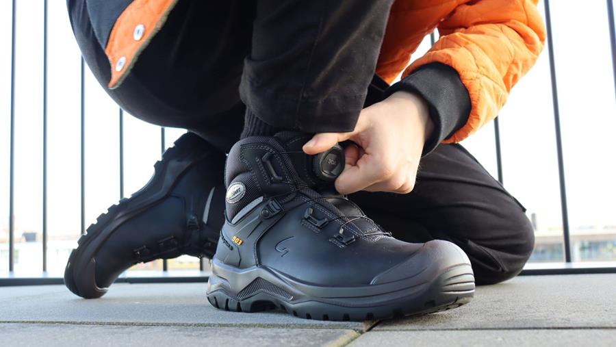 La reine des chaussures de travail, maintenant aussi avec BOA et tirette