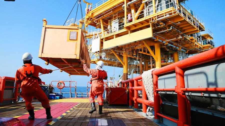 La prévention des blessures aux mains lors du levage nécessite plus que du 'handsfree'